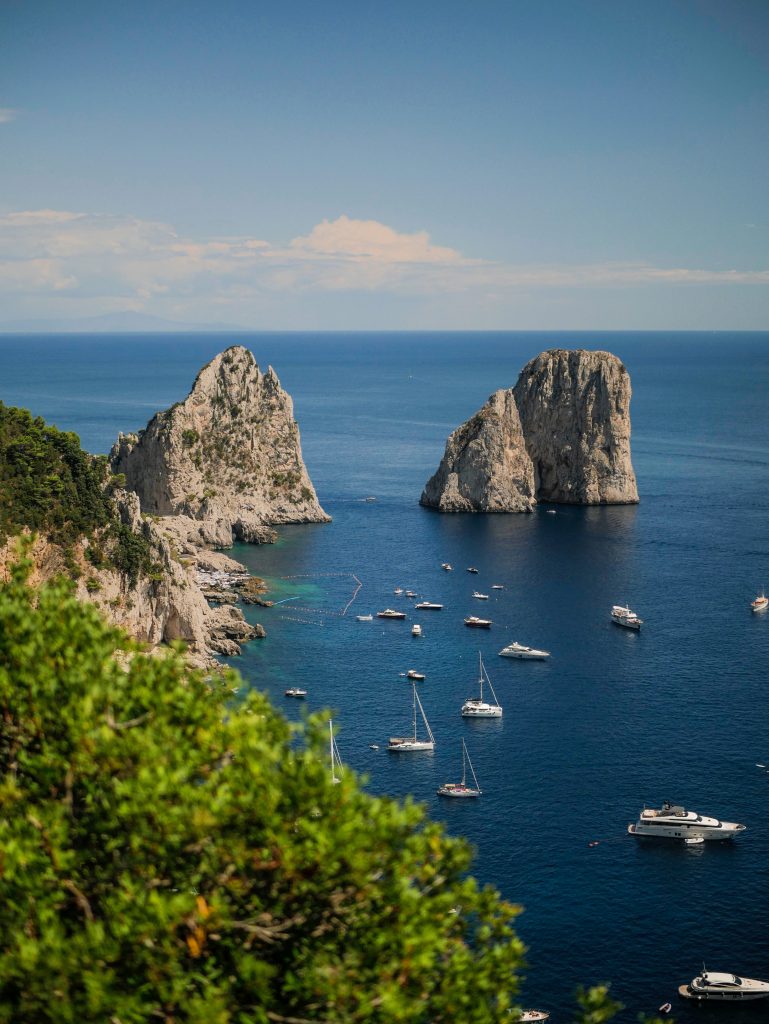 Capri - skaliska Faraglioni