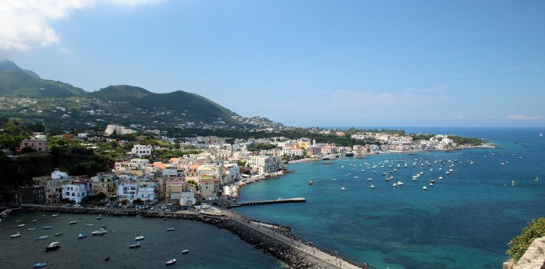Ischia - největší ostrov v Neapolském zálivu
