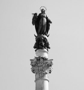 Immacolata - Socha Neposkvrněného početí Panny Marie v Římě