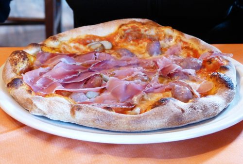 Pizza al prosciutto "šunková"