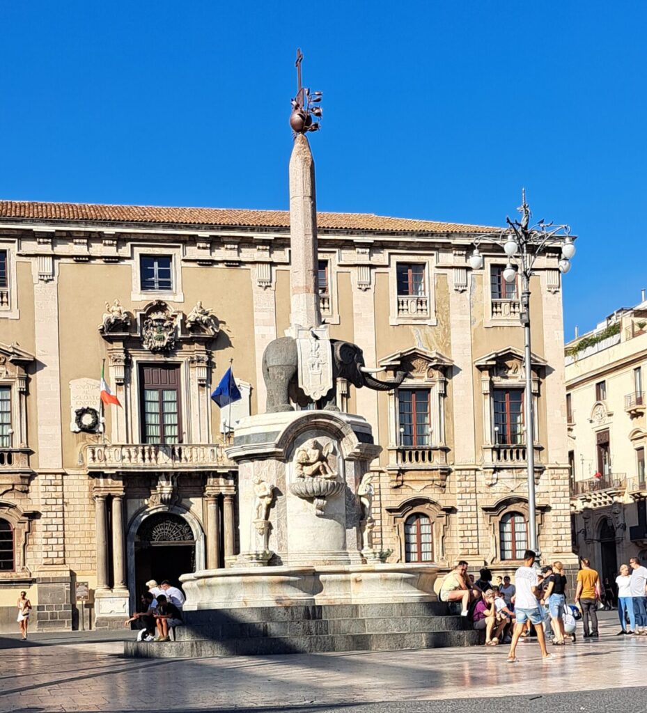 Catania - Fontana dell'Elephante