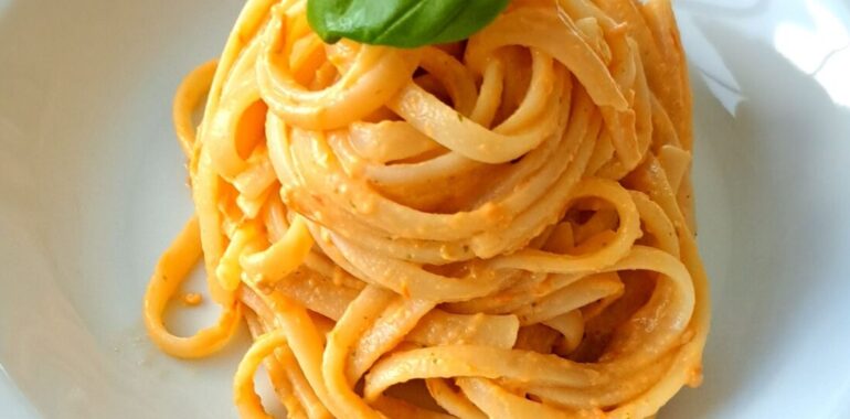 Linguine ricotta e pomodori